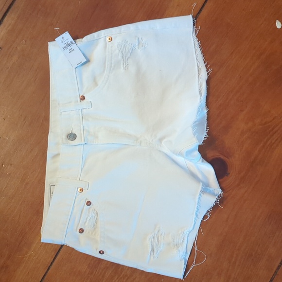 GAP Pants - NWT GAP Low Rise Jean Shorts